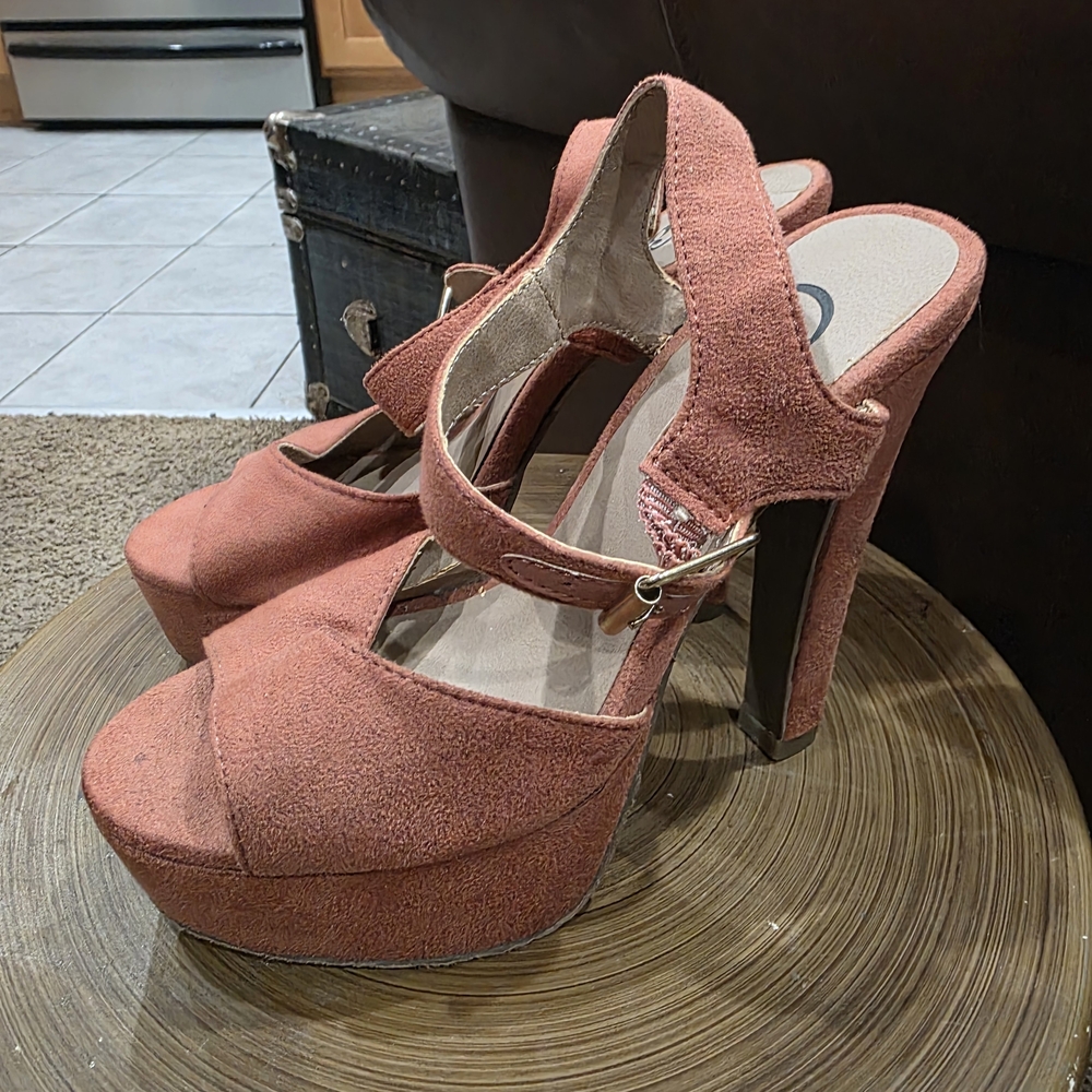 Candie's Suede Platform Heels - Warm Rust
